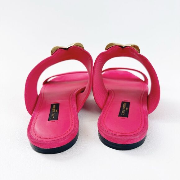 LOUIS VUITTON Pink Bayfront Slide Sandals 39 US 8.5 Gold Logo Suede Flat Mules - Picture 6 of 12